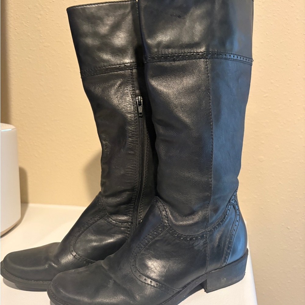 Black Leather Women's Boots